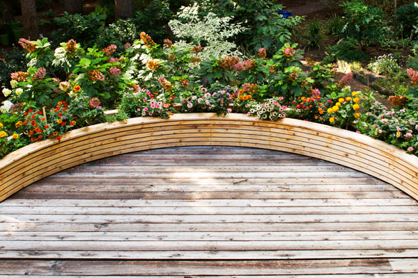Curved Planter